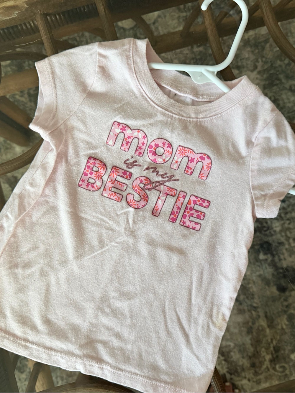 btween Light Pink "Mom is my Bestie" Short Sleeve Tee
